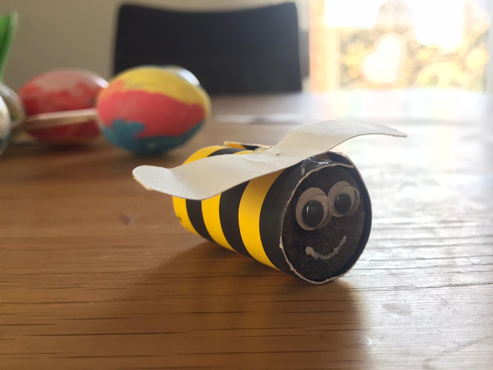 Biene - Frühlings- und Osterdeko aus der lekker Ideenwerkstatt